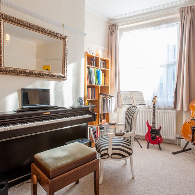 Piano lessons No. 3
